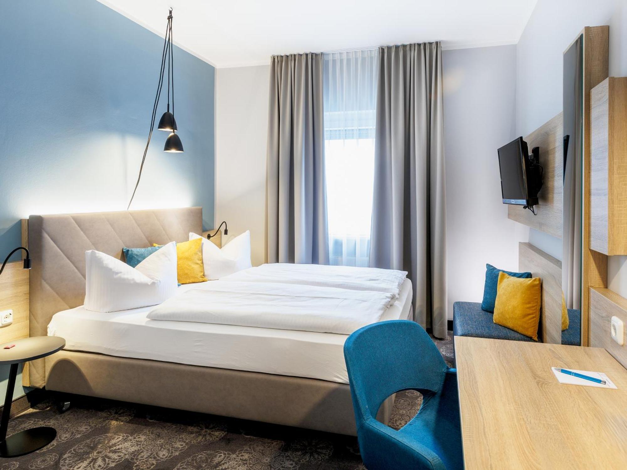 Hotel Purucker Кульмбах Экстерьер фото